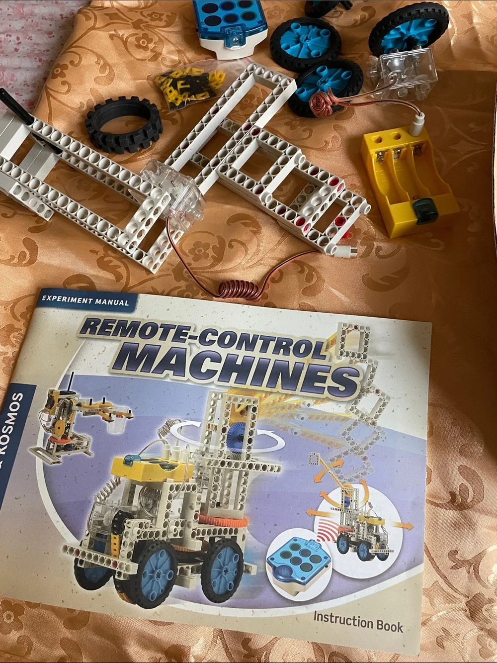 Remote control machines Parts  not working some parts are missing